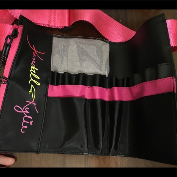 Kendall & Kylie Handbags - NWT Kendall & Kylie makeup brush holder waist belt
